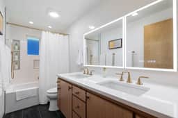 Chic & Bright Greenwood Home - AC, Parking