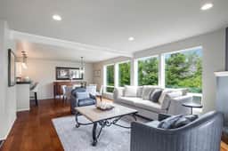 Elegant & Spacious | Huge Yard - Office - Parking! - Image 5
