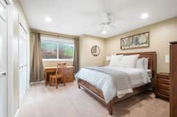Sprawling Redmond Estate - Image 3