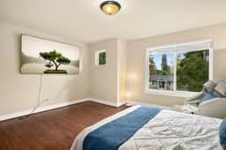 5BR Family Retreat in Renton | Office & Garage - Image 4