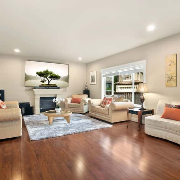 5BR Family Retreat in Renton | Office & Garage - Image 1
