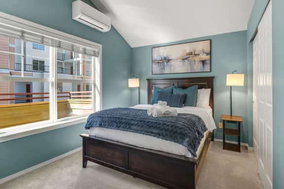 3 Bed, 2.5 Bath Fremont Escape: Hot Tub, BBQ