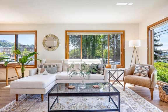 130 - Rooftop Deck 180° Lake Views!