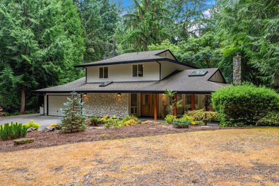 Tranquil Forest Luxury Home - Image 1