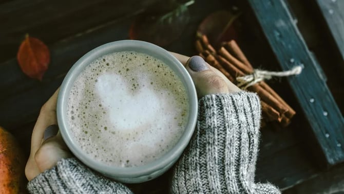 Fall Feels & Frothy Lattes: A Guide to Seattle’s Coziest Coffee Culture